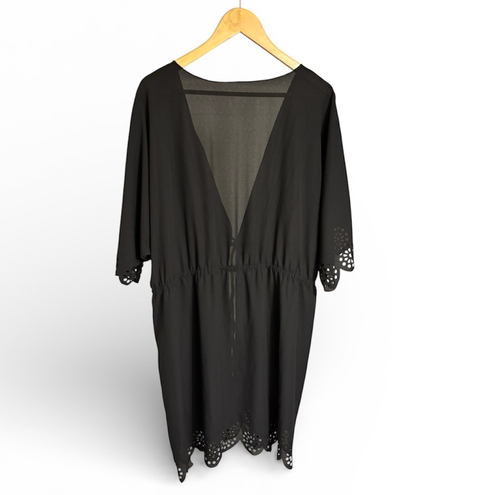 Black Eyelet trim Kimono Style Cover-Up - Picture 5 of 5